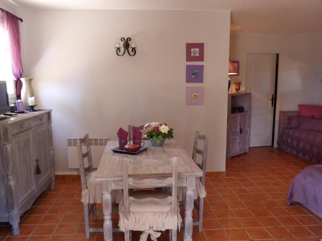 Le Mas Du Pere La Motte Oda fotoğraf